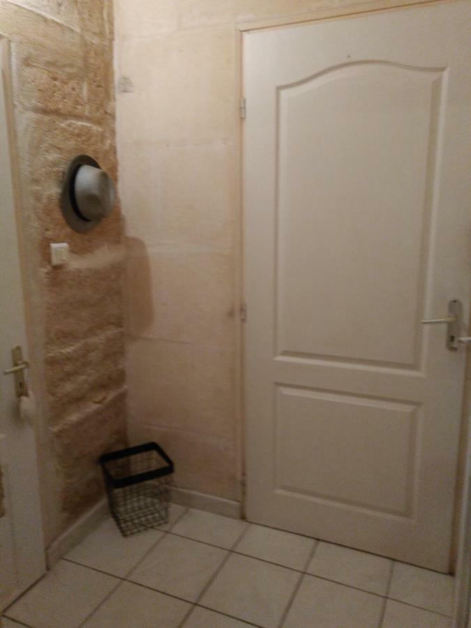 Beaucaire Studio Apartment Luaran gambar